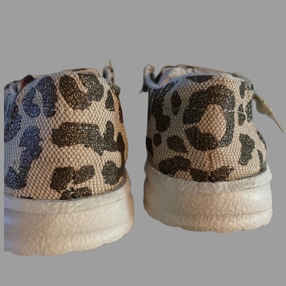 Oh so cute! Gypsy Jazz! - Picture 4 of 8